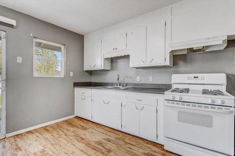 4263 Ardmore Ave, Olivehurst, CA 95961 photo 5
