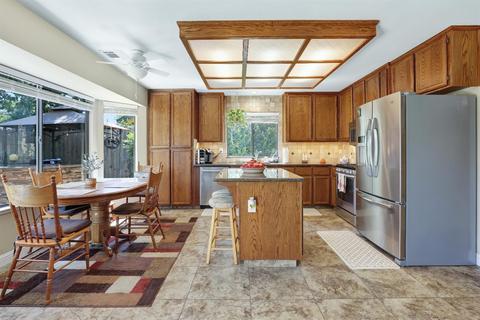 1824 Mimosa Dr, Lodi, CA 95242 photo 10