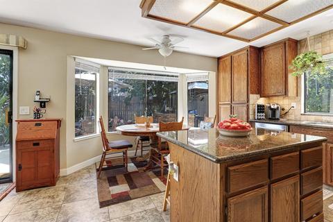 1824 Mimosa Dr, Lodi, CA 95242 photo 12