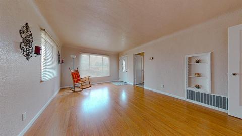 638 Wallis Ave, Gustine, CA 95322 photo 5