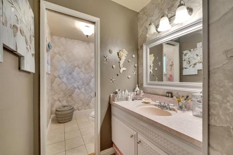 2667 Macgregor Ct, Modesto, CA 95350 photo 12