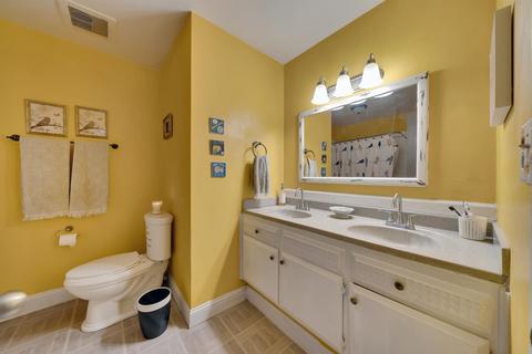 2667 Macgregor Ct, Modesto, CA 95350 photo 9