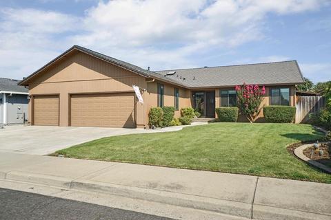 1201 Brandywine Dr, Lodi, CA 95240 photo 2