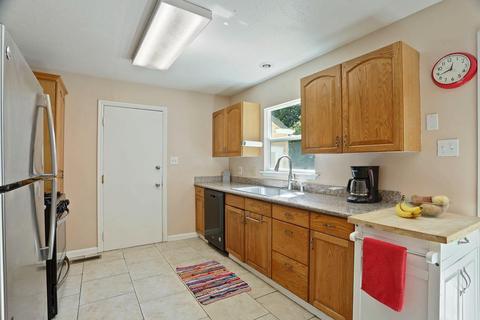 358 W Emerson, Tracy, CA 95376 photo 12