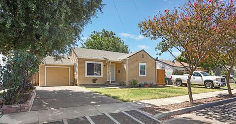 358 W Emerson, Tracy, CA 95376 photo 1