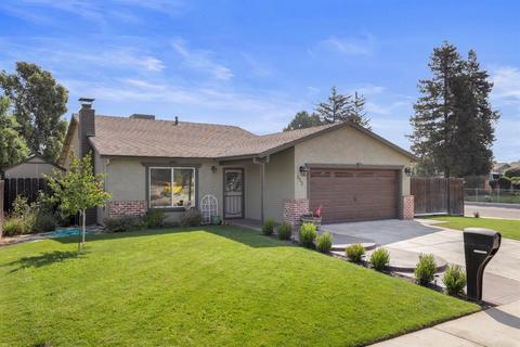 552 Denise Dr, Ripon, CA 95366 photo 2