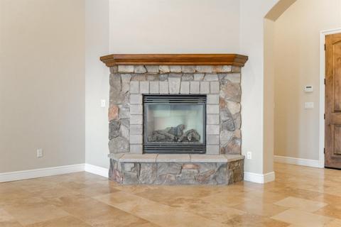 786 7th St, Ripon, CA 95366 photo 10