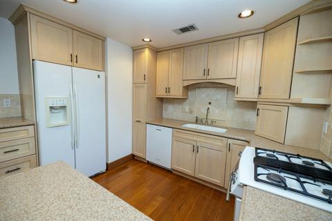 619 Brookfield Dr, Modesto, CA 95354 photo 16