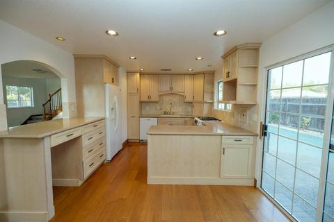 619 Brookfield Dr, Modesto, CA 95354 photo 14
