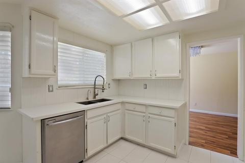 3925 Mesrob Ct, Modesto, CA 95356 photo 15