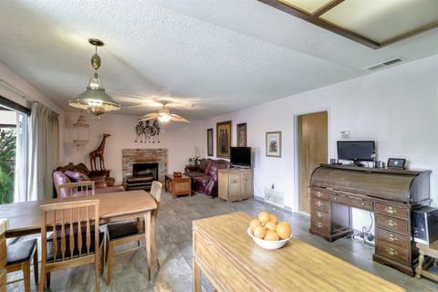 2700 Kidd Ave, Modesto, CA 95358 photo 13