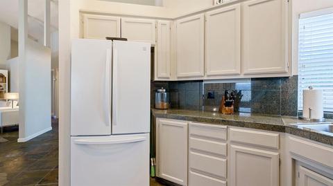 2425 E Orangeburg Ave, Modesto, CA 95355 photo 15