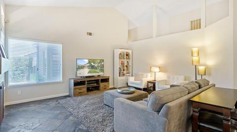 2425 E Orangeburg Ave, Modesto, CA 95355 photo 19