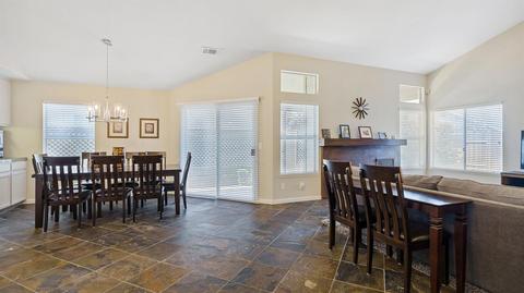 2425 E Orangeburg Ave, Modesto, CA 95355 photo 9