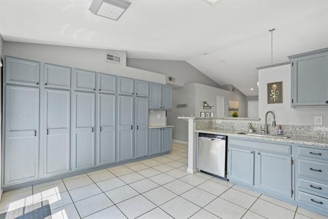 3516 Hallsboro Ct, Modesto, CA 95357 photo 11