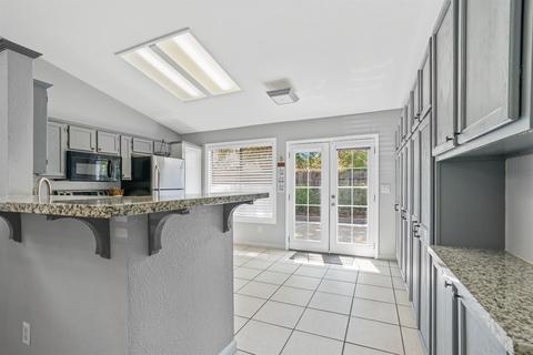 3516 Hallsboro Ct, Modesto, CA 95357 photo 9