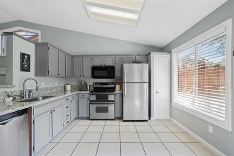 3516 Hallsboro Ct, Modesto, CA 95357 photo 13
