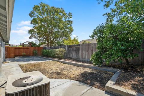 3516 Hallsboro Ct, Modesto, CA 95357 photo 26