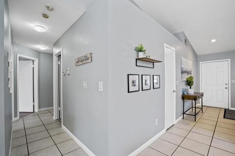 3516 Hallsboro Ct, Modesto, CA 95357 photo 14