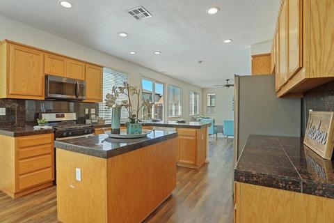 250 Arezzo Way, Tracy, CA 95377 photo 18