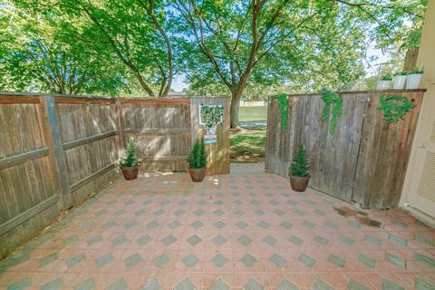 2125 Bella Casa St, Davis, CA 95616 photo 16