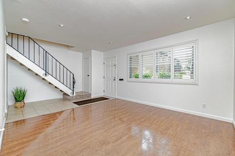 2125 Bella Casa St, Davis, CA 95616 photo 5