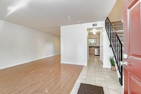2125 Bella Casa St, Davis, CA 95616 photo 3