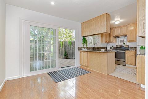 2125 Bella Casa St, Davis, CA 95616 photo 6