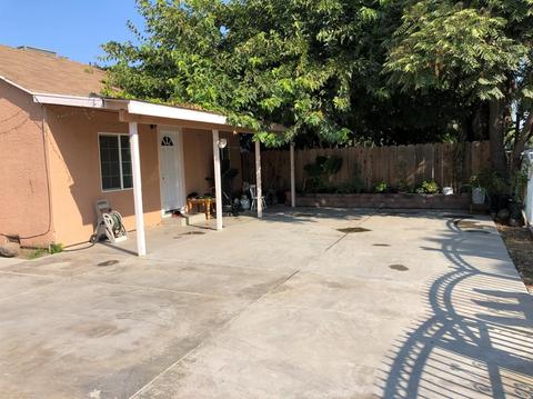 1717 Seattle St, Modesto, CA 95358 photo 2