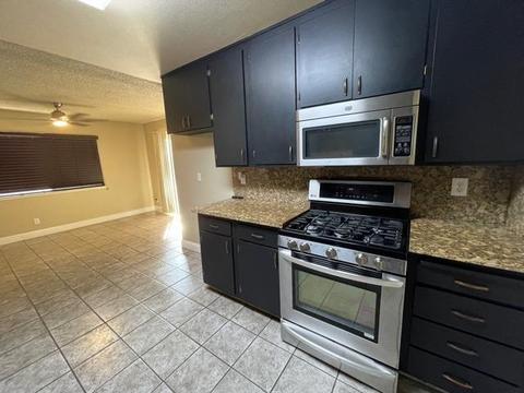 2220 Peppermint Dr, Modesto, CA 95355 photo 9