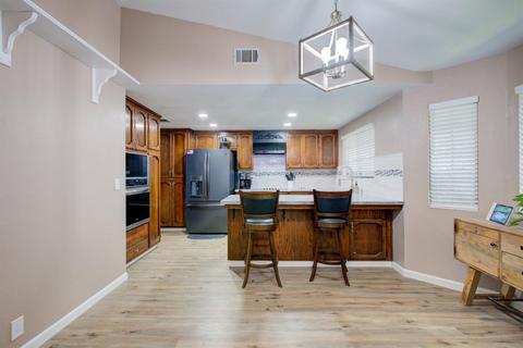 950 Shadowbrook Ln, Manteca, CA 95336 photo 9
