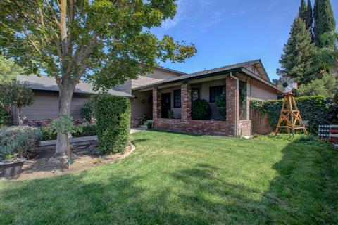 950 Shadowbrook Ln, Manteca, CA 95336 photo 4