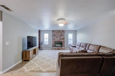 950 Shadowbrook Ln, Manteca, CA 95336 photo 14