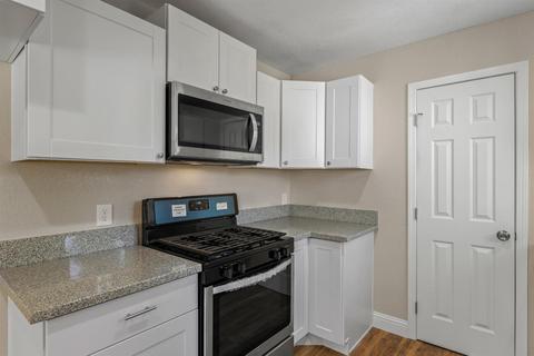 5128 Northland Dr, Modesto, CA 95357 photo 15