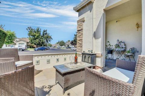 1498 Port St, Manteca, CA 95336 photo 7