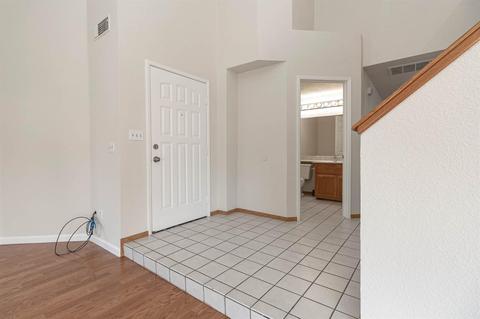 925 S Cape Dr, Modesto, CA 95350 photo 4