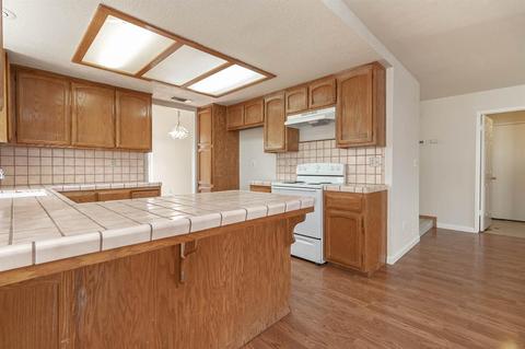 925 S Cape Dr, Modesto, CA 95350 photo 16