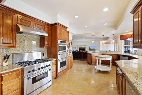 229 River Oaks Dr, Lodi, CA 95240 photo 7