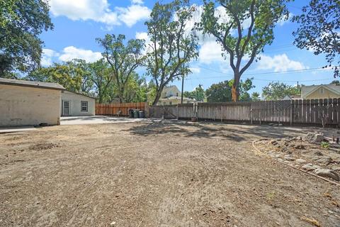 215 Johnson St, Modesto, CA 95354 photo 3