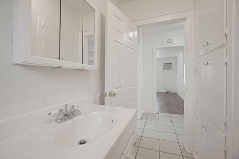 215 Johnson St, Modesto, CA 95354 photo 20