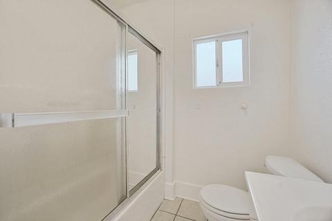 215 Johnson St, Modesto, CA 95354 photo 22