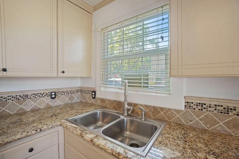 215 Johnson St, Modesto, CA 95354 photo 25