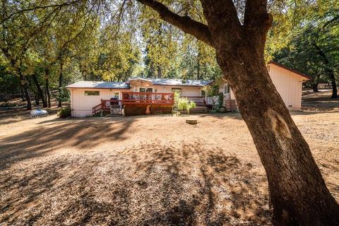 21351 Robin Ln, Pine Grove, CA 95665 photo 4