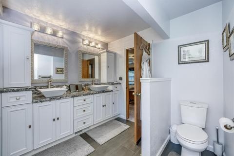 9073 Central Ave, Orangevale, CA 95662 photo 7