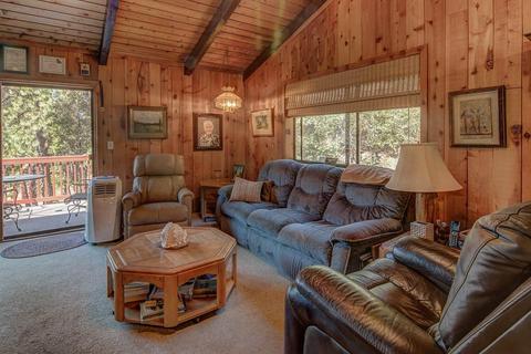 3140 Rolling Hills Dr, Georgetown, CA 95634 photo 2