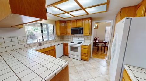 2821 Schiphol Ln, Modesto, CA 95356 photo 7