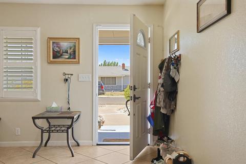 332 Lassen St, Manteca, CA 95336 photo 6