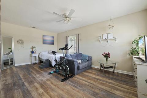 332 Lassen St, Manteca, CA 95336 photo 9