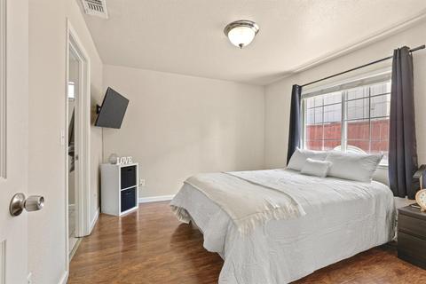 4365 Martel Dr, Olivehurst, CA 95961 photo 13