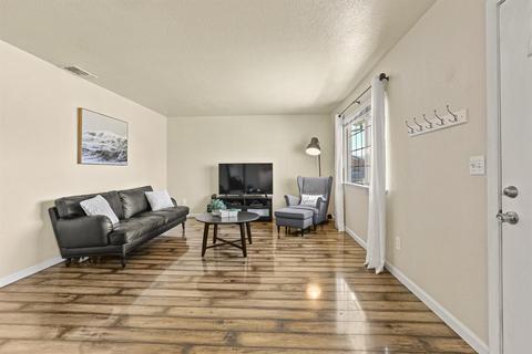 4365 Martel Dr, Olivehurst, CA 95961 photo 6